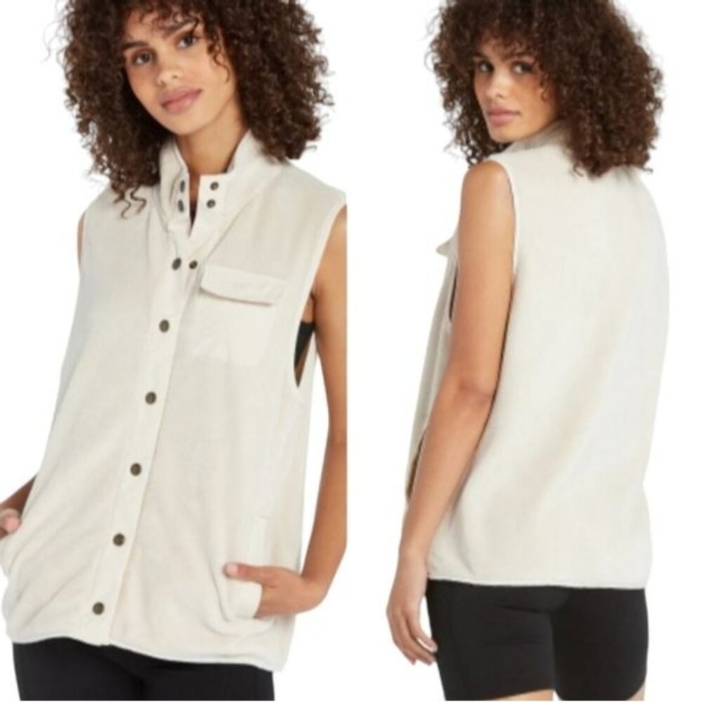 Volcom  Fleece Vest Womens Size XS Beige Mock Neck Snap Button Outdoor Hiking